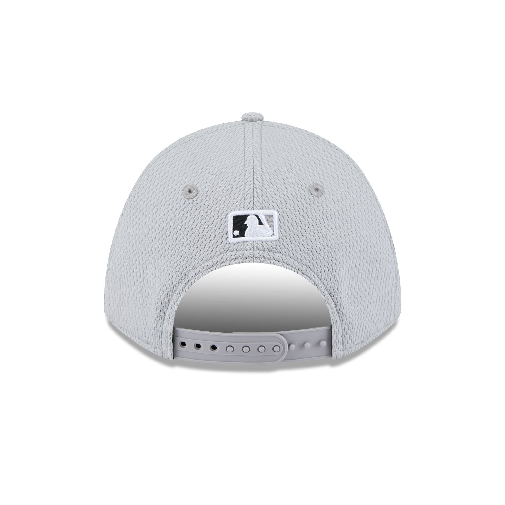 Chicago White Sox 2025 Clubhouse Gray 9FORTY M-Crown Snapback Hat