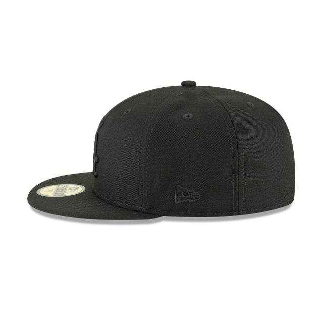 Chicago White Sox Blackout Basic 59FIFTY Fitted Hat