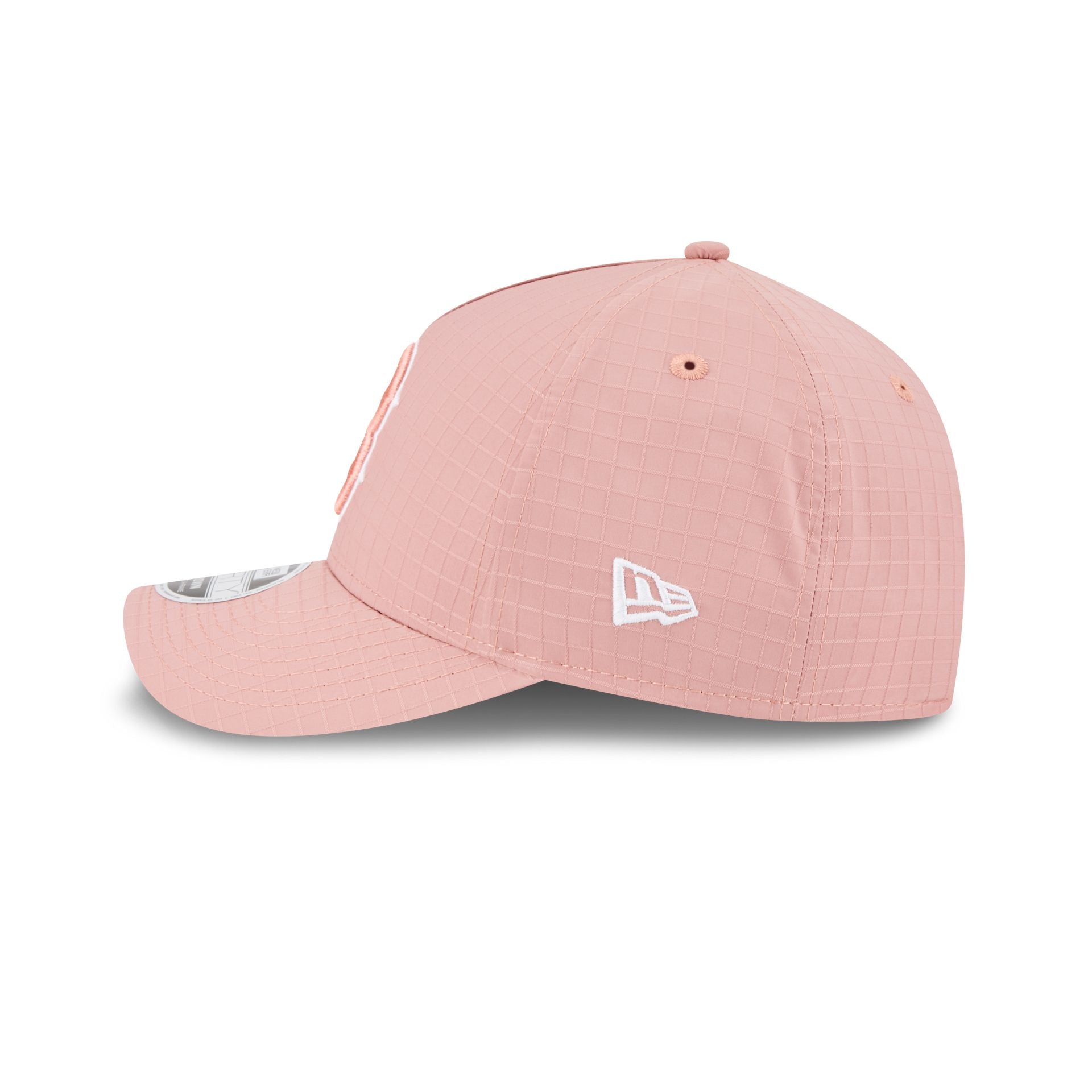 Boston Red Sox Pink Ripstop 9FORTY M-Crown A-Frame Snapback Hat